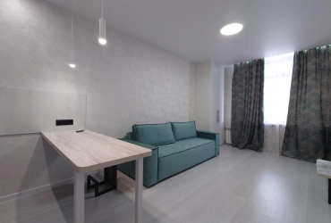 Новая квартира с мебелью и техникой